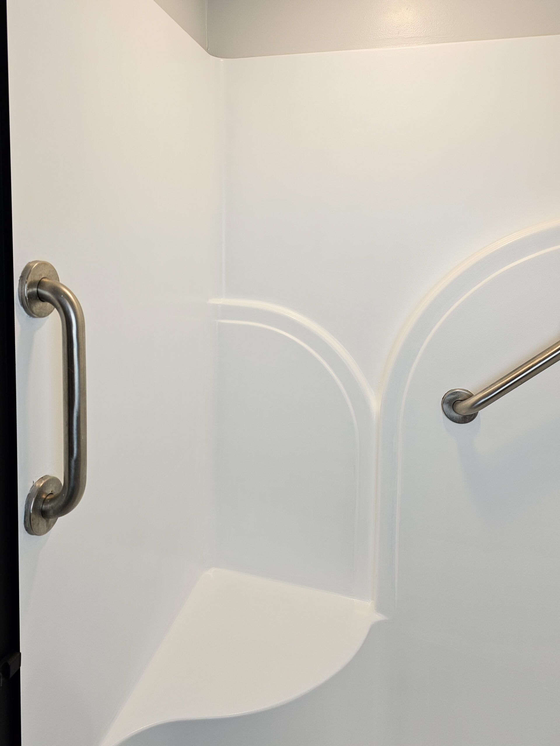How to Paint a Shower or Tub - Cedar Hill Builder
