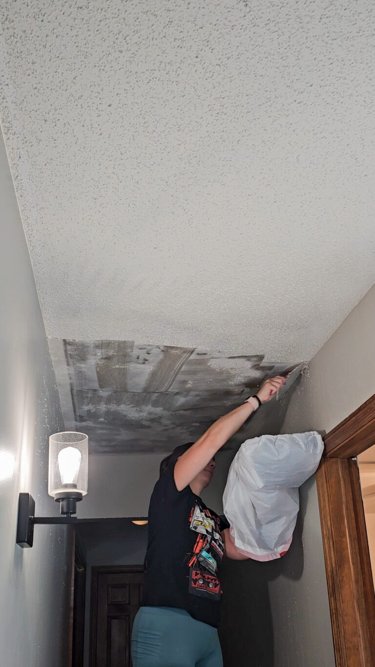 Hallway Trim Update - Cedar Hill Builder