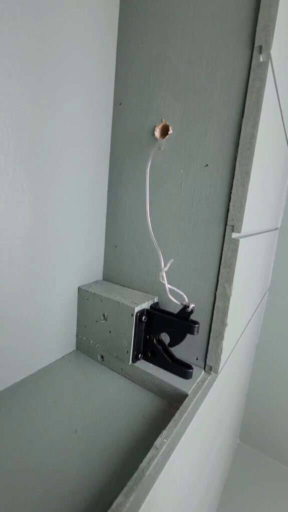hidden nook latch